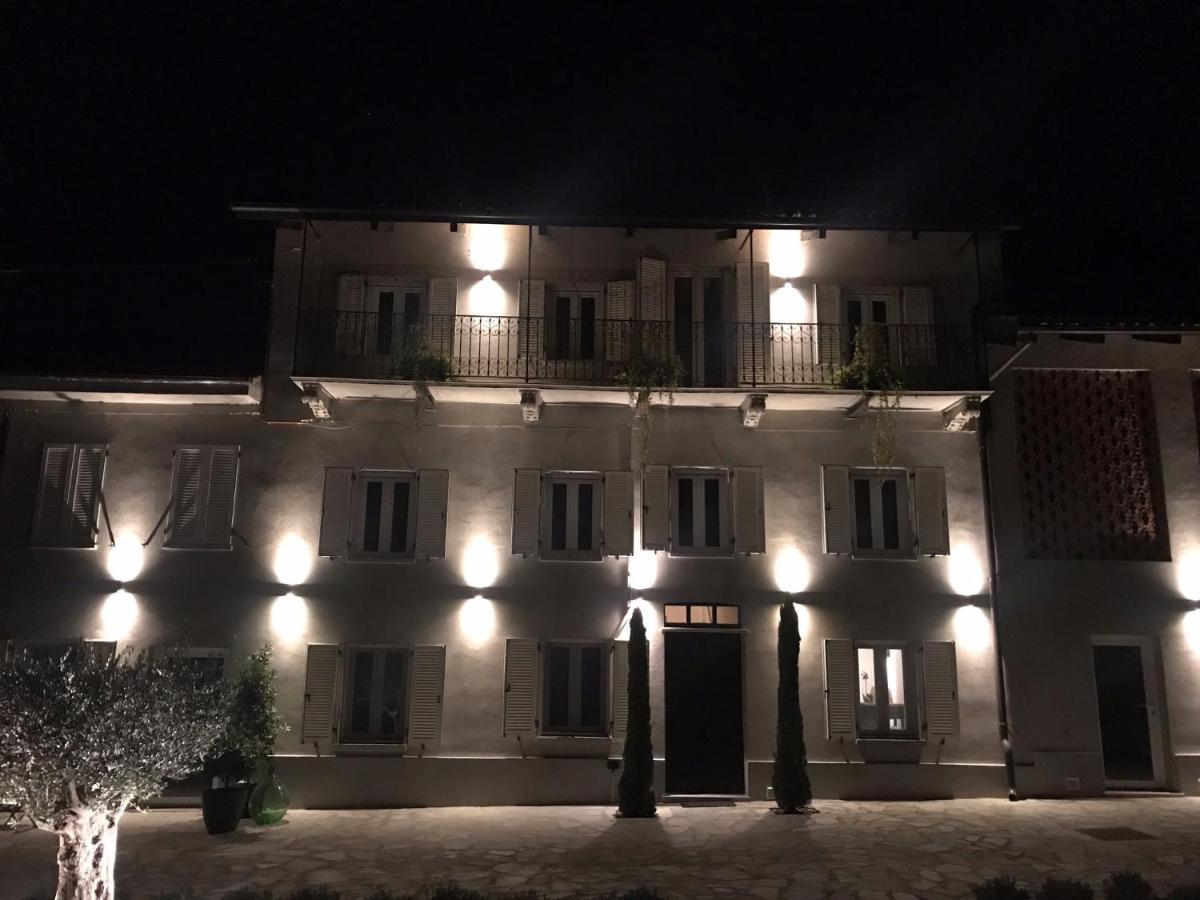 Sotto La Vigna Charm Stay Adults Only Vacation Suite Montegrosso dʼAsti Kültér fotó