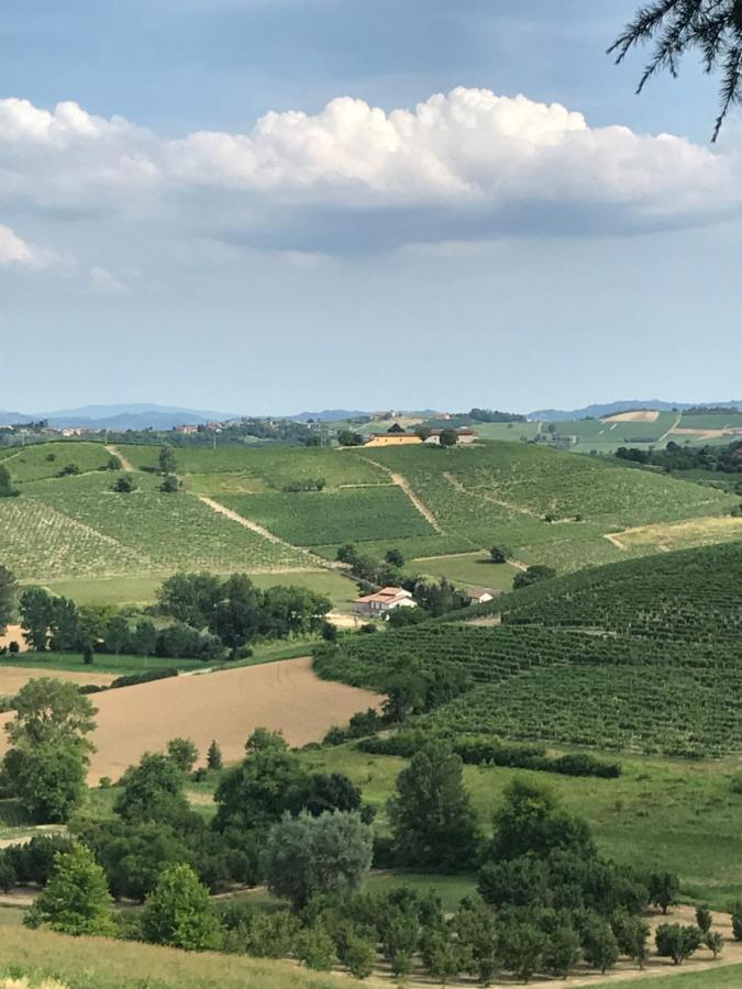 Sotto La Vigna Charm Stay Adults Only Vacation Suite Montegrosso dʼAsti Kültér fotó