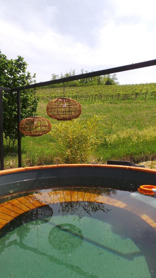 Sotto La Vigna Charm Stay Adults Only Vacation Suite Montegrosso dʼAsti Kültér fotó